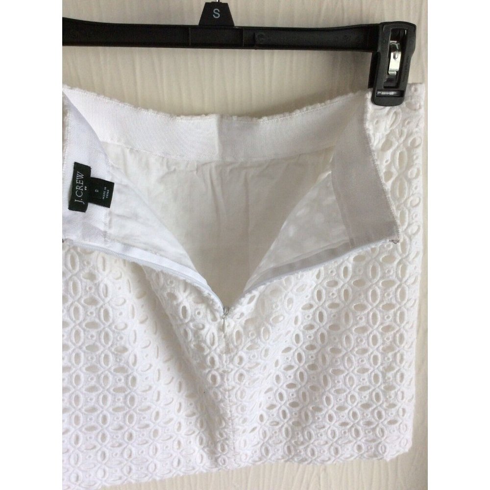 J. Crew, Size 0, Lined White Skirt, Beautiful Summer Skirt! - Picture 5 of 5